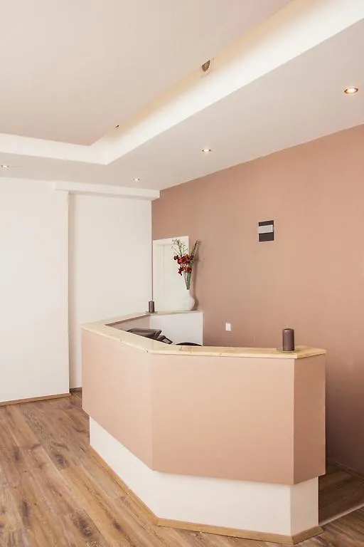 Berlin City Guesthouse contacts